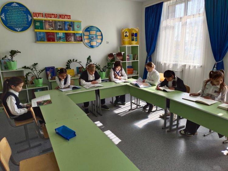Кто дружит с книгой, тот богат!
