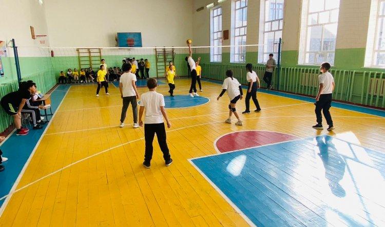 САЛАУАТТЫ МЕКТЕП-СПОРТТЫҚ ҮЙІРМЕЛЕР