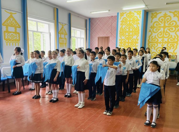 РЕСПУБЛИКАЛЫҚ "ЖАС ҰЛАН" БАЛАЛАР МЕН ЖАСӨСПІРІМДЕР ҰЙЫМЫНА ҚАБЫЛДАУ САЛТАНАТТЫ ЖИЫНЫ